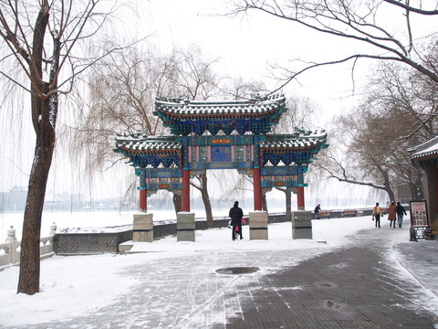 雪后的北京北海公園