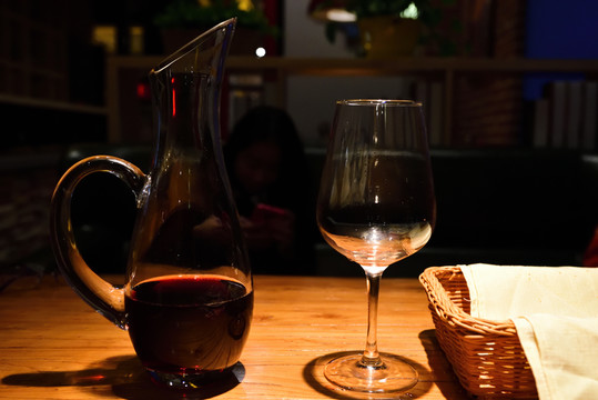 紅酒 分酒器