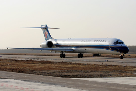 民航航班 飛機(jī)滑行 南方航空