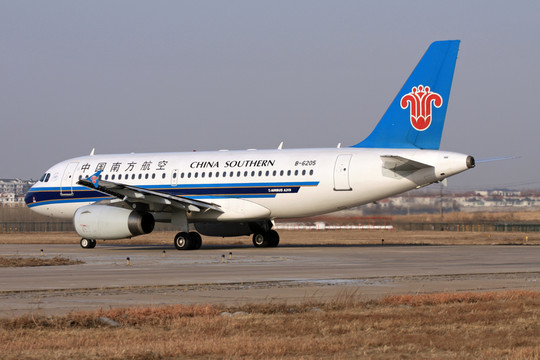 民航航班 飛機(jī)滑行 南方航空