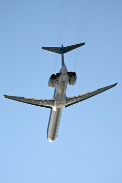 民航飛機(jī) 起飛 中國南方航空