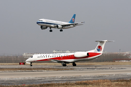 東北航空 飛機(jī) 民航飛機(jī)