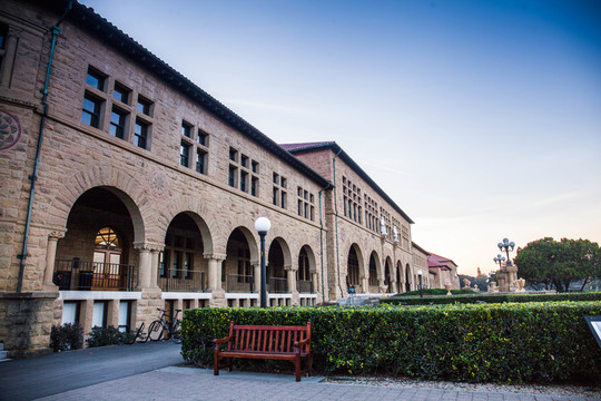 斯坦福大學(xué)