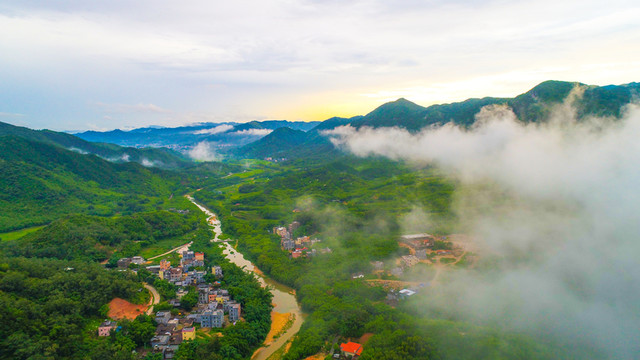 云霧 望夫山