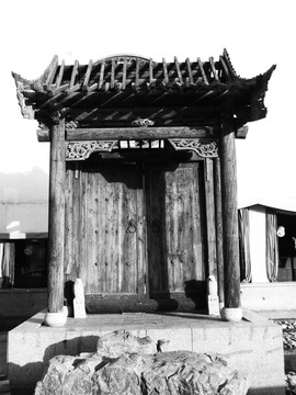 中式大門