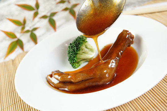 廣式醬鴨爪