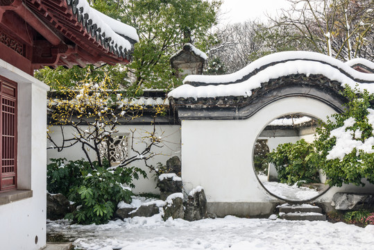 明孝陵景區(qū)雪景