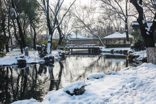 明孝陵景區(qū)雪景