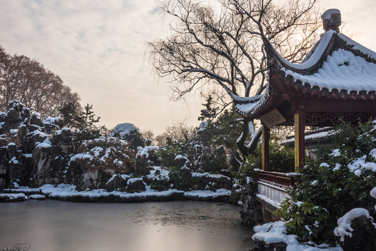 明孝陵景區(qū)雪景