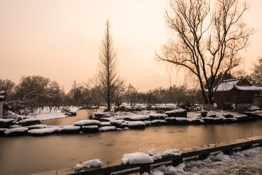 明孝陵景區(qū)雪景