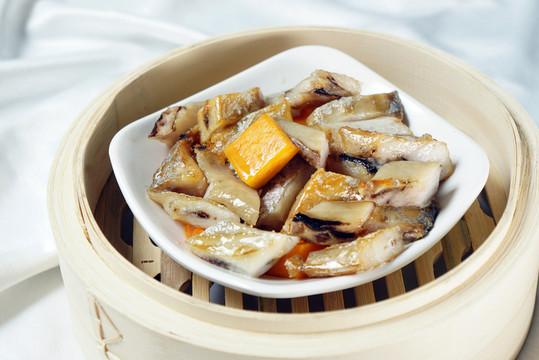 廣式蒸魚