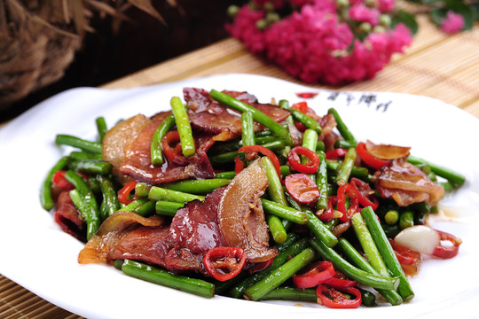 蒜苔炒臘肉