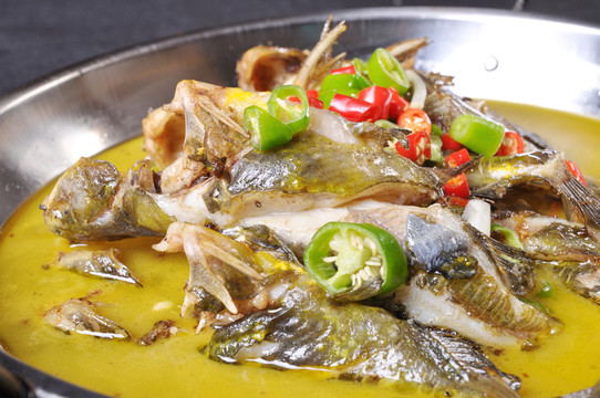 干鍋汪丫魚