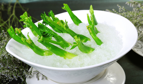 冰鎮(zhèn)菜心