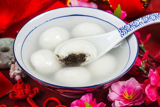 元宵節(jié) 吃湯圓