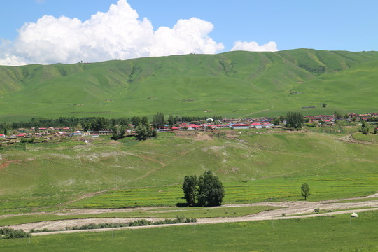 山村富民安居房