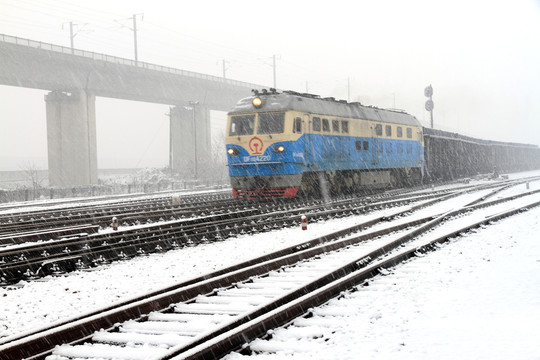 雪中列車