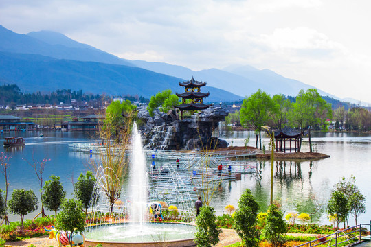 麗江觀音峽藍天白云風(fēng)景