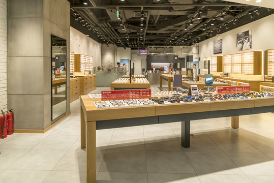 眼鏡專賣店