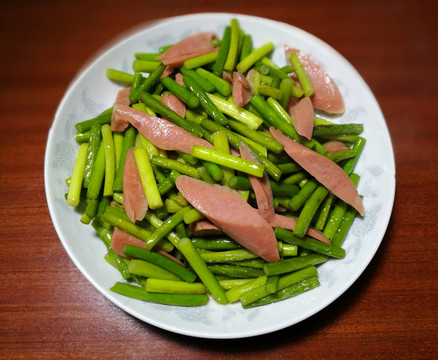 蒜薹炒火腿