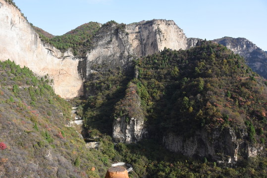 峽谷風(fēng)光