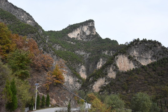 山巒