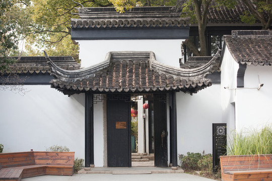 古建筑門景