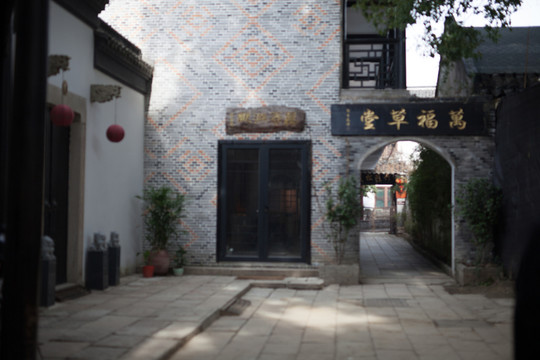 古建筑門景