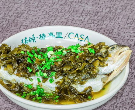 雪菜蒸小黃魚