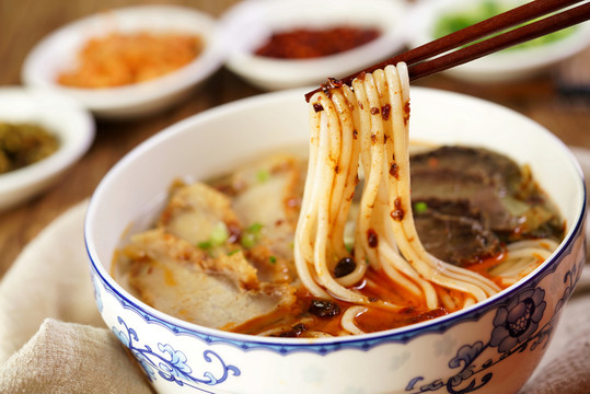 桂林鹵菜粉