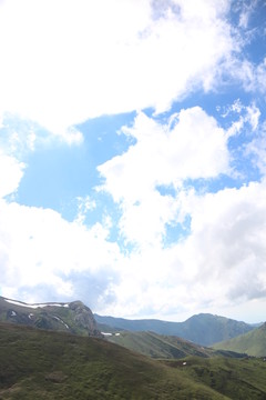 云霧山峰