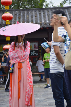 清明上河園導(dǎo)游