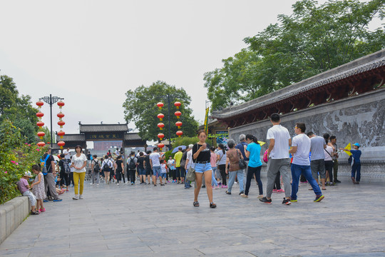 清明上河園內(nèi)景