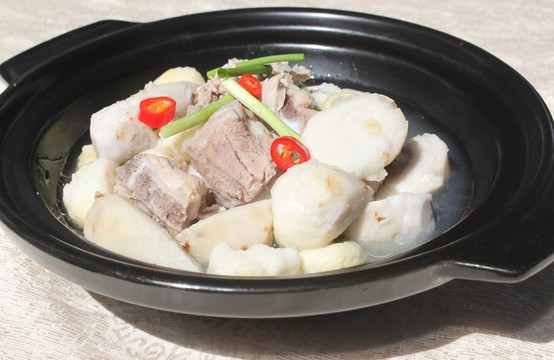 芋仔燉排骨