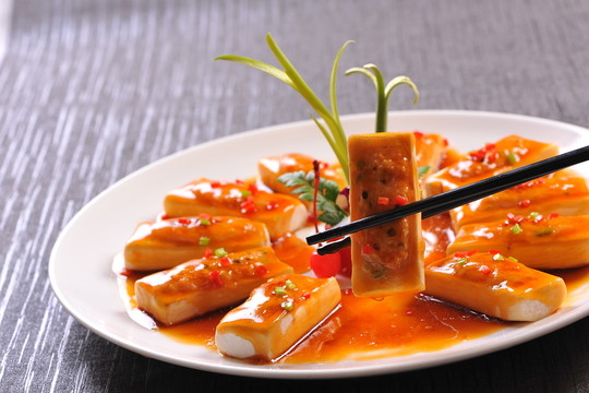 鮑汁釀豆腐