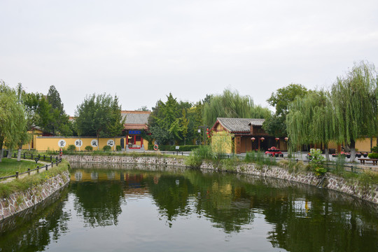 清明上河園內(nèi)景