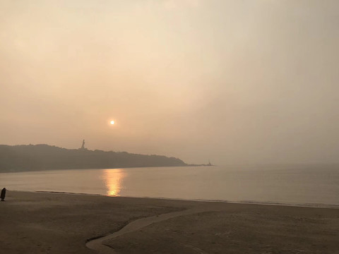 海邊日出