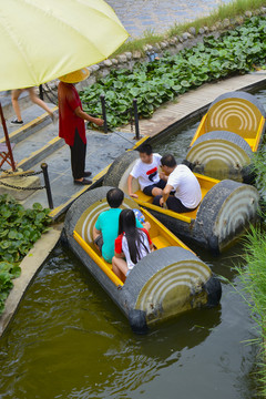 清明上河園 游船