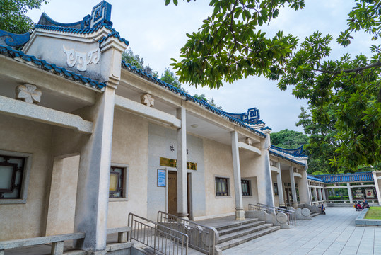 廣西南寧 李明瑞韋拔群烈士碑園