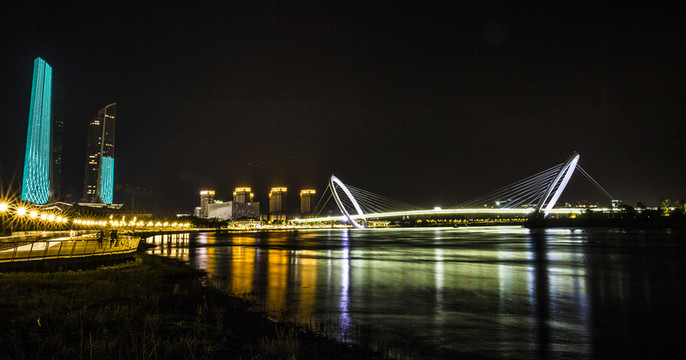南京江濱夜景