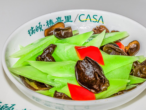 萵筍木耳