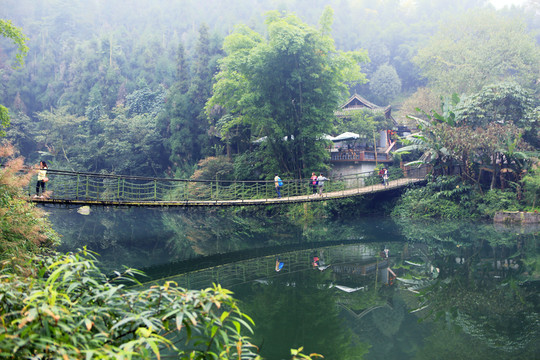 綠水青山