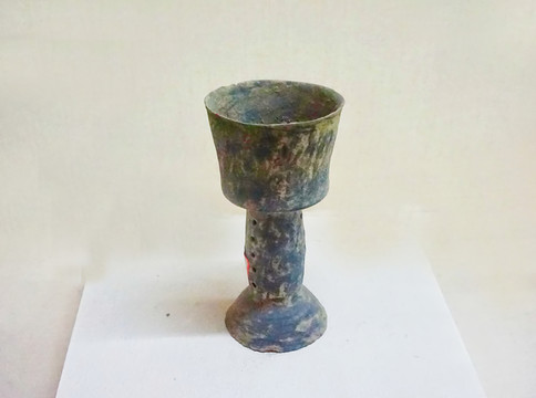 黑陶薄胎鏤空高足杯 龍山文化