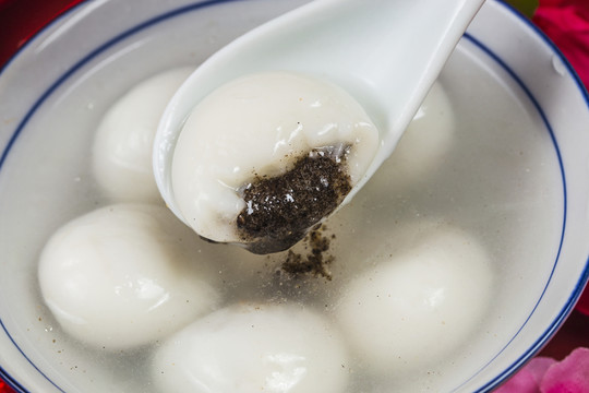 元宵節(jié) 吃湯圓 團圓