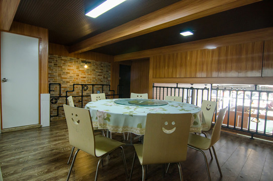 餐飲店大包廂環(huán)境圖