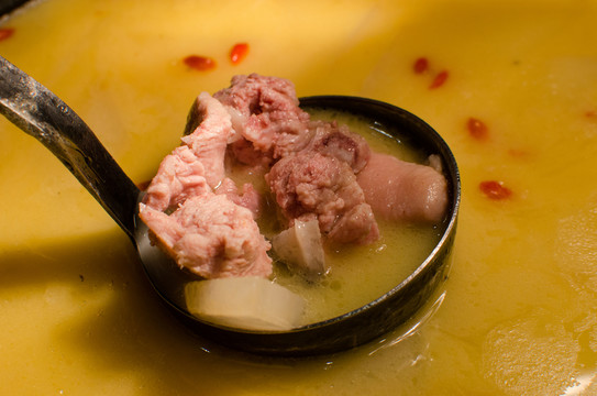 鱷魚湯 （2）