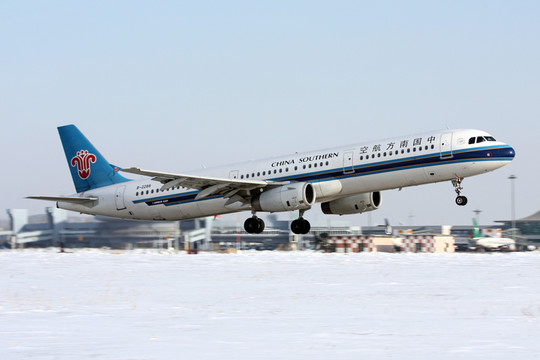 飛機起飛 民航 中國南方航空