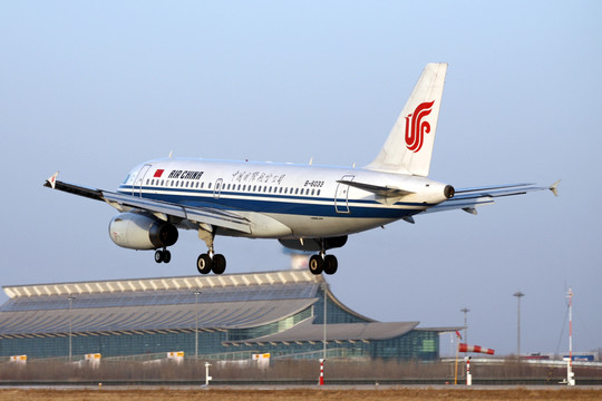 飛機(jī)降落 民航 中國(guó)國(guó)際航空