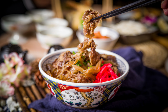 牛肉飯