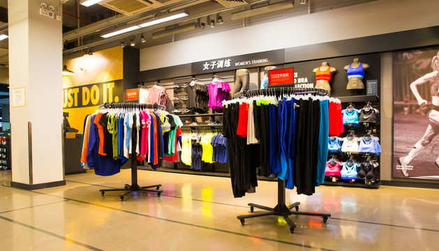 服裝商場 服裝超市